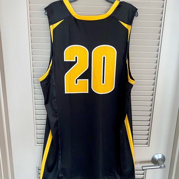 Under Armour Wichita State Basketball Jersey - Picture 2 of 5